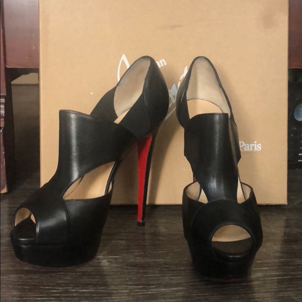 100% authentic Pitou Louboutin size 39